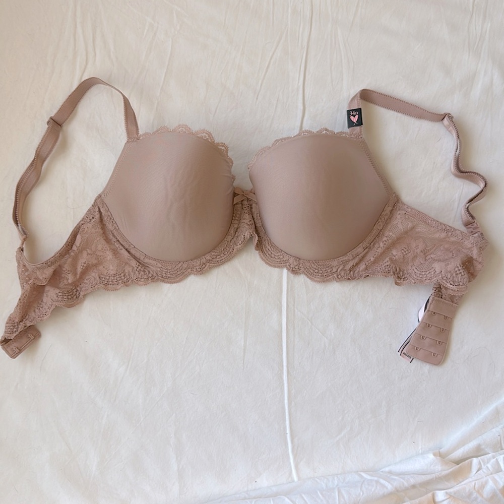 Beige Victoria’s Secret bra. New condition